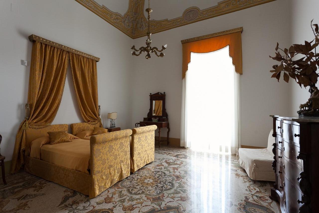 Palazzo Pio Apartment Лечче Экстерьер фото