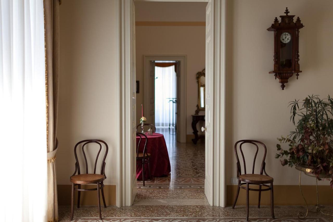 Palazzo Pio Apartment Лечче Экстерьер фото
